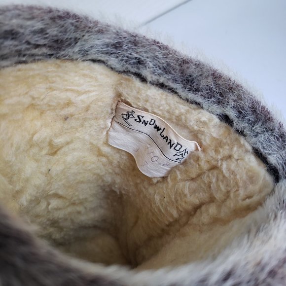 Vintage 70s/80s Faux seal fur Boots by Snowland - Picture 15 of 16